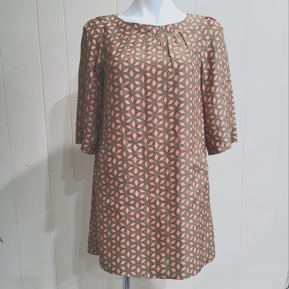 New Fossil Green/Pink Geometric Print Mini Dress 3/4 Sleeve Mod Tunic Sz Small - Picture 1 of 9